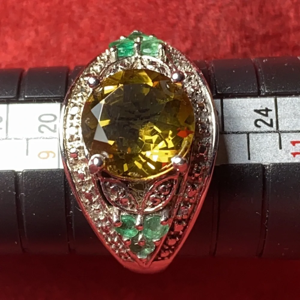 Solid Sterling Silver 925 Ring 9.5 Costume Jewelry